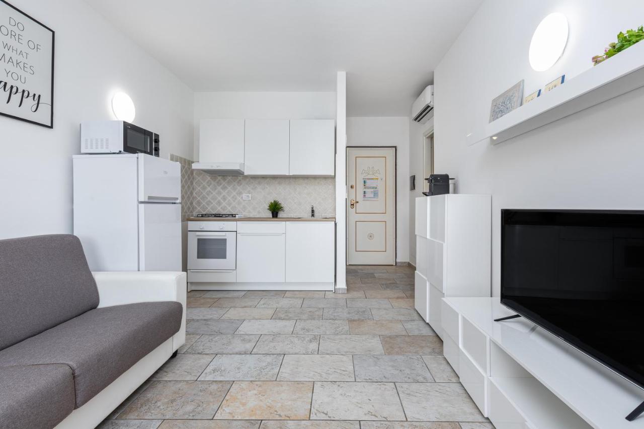 Casa Vacanze Lo Squalo 奧爾比亞 外观 照片