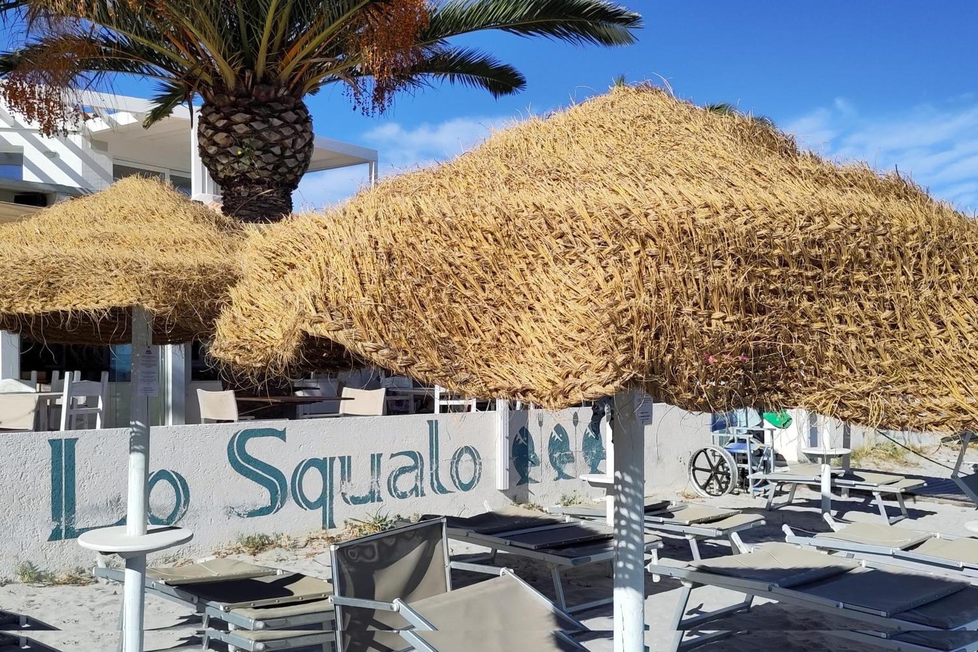 Casa Vacanze Lo Squalo 奧爾比亞 外观 照片